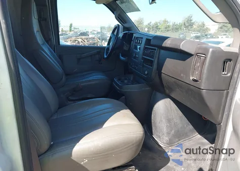 2021 Chevrolet Express Cargo Rwd 2500 Extended Wheelbase Wt z USA, uszkodzony, nr VIN 1GCWGBFP4M1204161